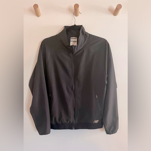 New Balance jacket - Picture 1 of 4